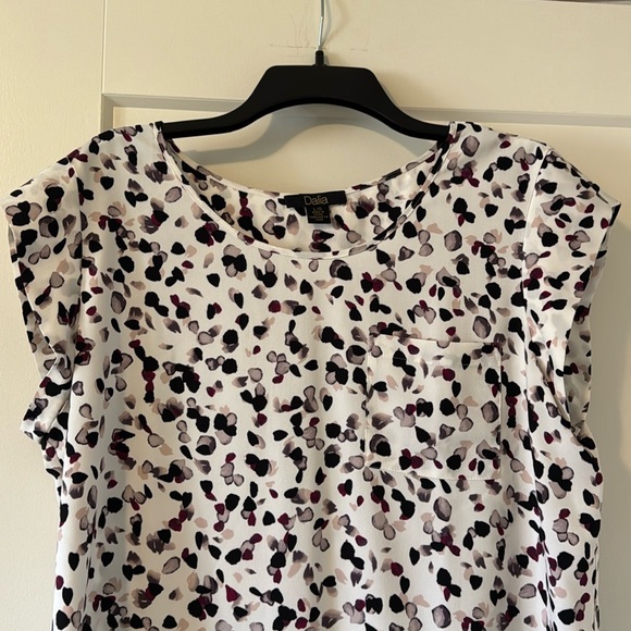 Short sleeved blouse - Picture 1 of 4